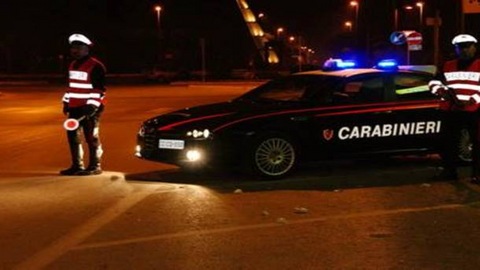 Taormina, Controlli E Perquisizioni A Tappeto Dei Carabinieri Durante ...