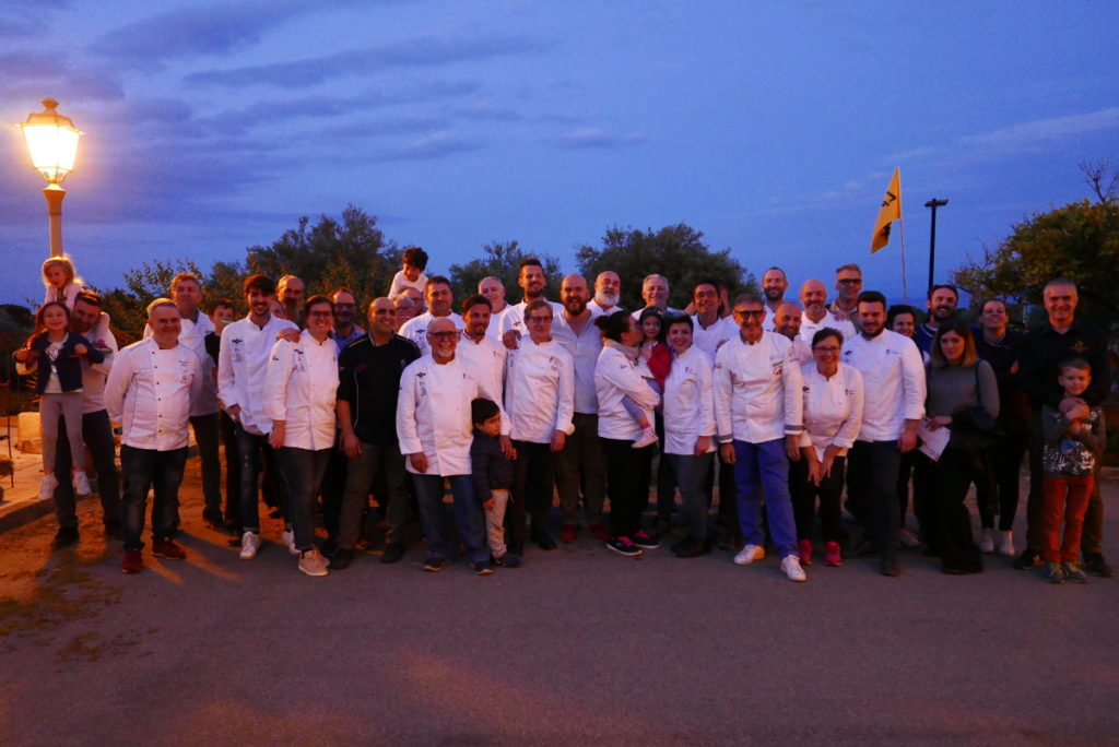 Gruppo-1024x684 Gigliopoli: si chiama PIU' il miglior gelato contemporaneo 2019 e ha il sapore della solidarietà