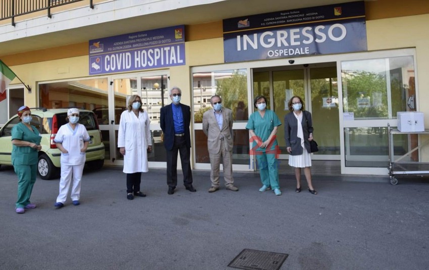 donazioniCovidHospital05 Proseguono le donazioni all'ospedale di Barcellona: un sanificatore dell'Ute e dpi dal personale della RAM
