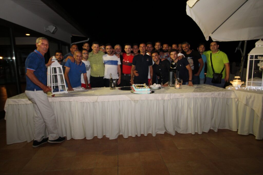 108264405_3378134505552803_1557096548411005996_o-1024x683 La Nuova Azzurra festeggia la Promozione e programma la prossima stagione