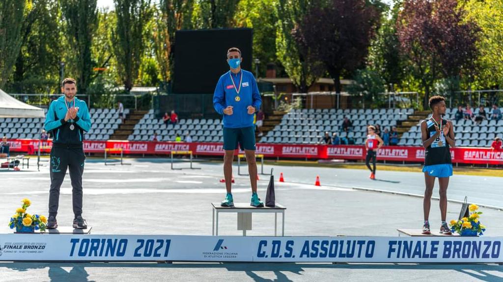 WhatsApp-Image-2021-09-25-at-14.36.32-1 Atletica barcellonese in estasi grazie al talentuoso mezzofondista Zouhir Sahran