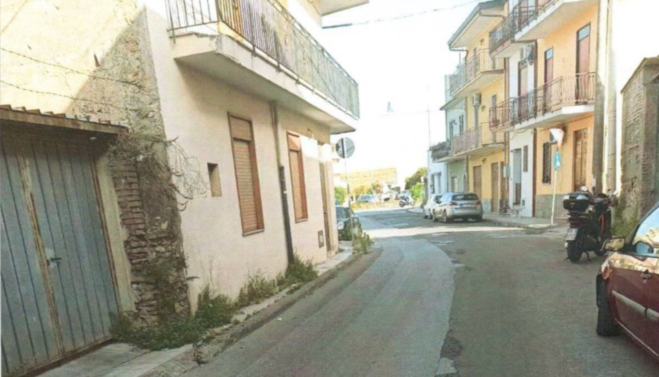 WhatsApp-Image-2022-06-05-at-15.17.47 La consigliera Ilenia Torre chiede interventi di bonifica di alcune strade interessate dai festeggiamenti a Sant'Antonino