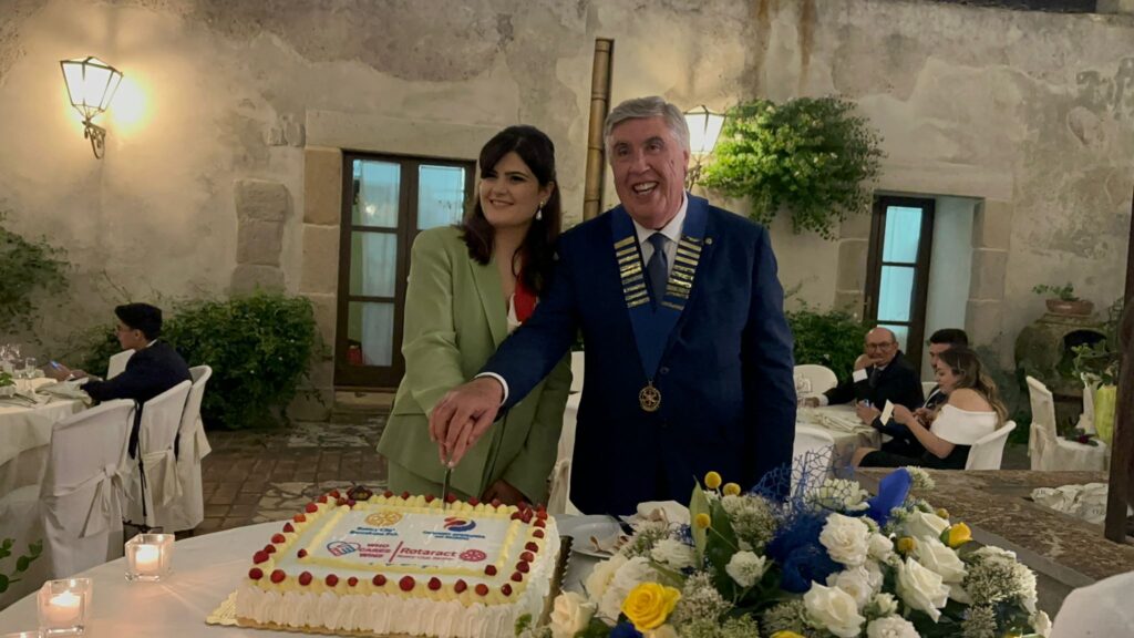 Rotary-1024x576 L'avv. Nino Ravidà e l'avv. Giovanna Benvegna eletti Presidente di Rotary e RotarAct Barcellona