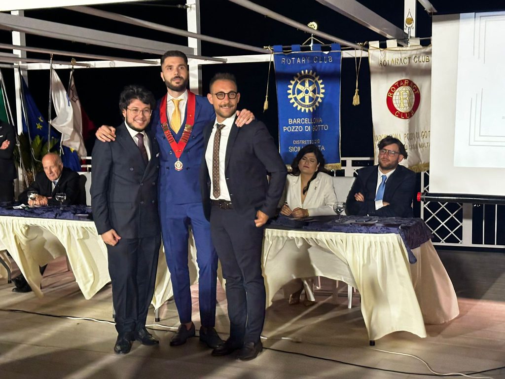 Rotary-2024-15-1024x768 Rotary e RotarAct Barcellona, nominati i nuovi presidenti: Luigi De Luca e Giuseppe Citraro