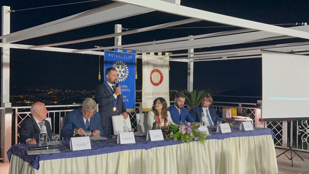 Rotary-2024-40-1024x576 Rotary e RotarAct Barcellona, nominati i nuovi presidenti: Luigi De Luca e Giuseppe Citraro