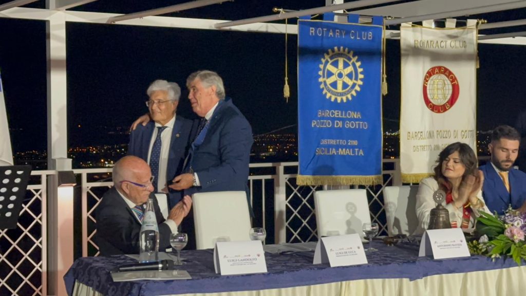 Rotary-2024-45-1024x576 Rotary e RotarAct Barcellona, nominati i nuovi presidenti: Luigi De Luca e Giuseppe Citraro