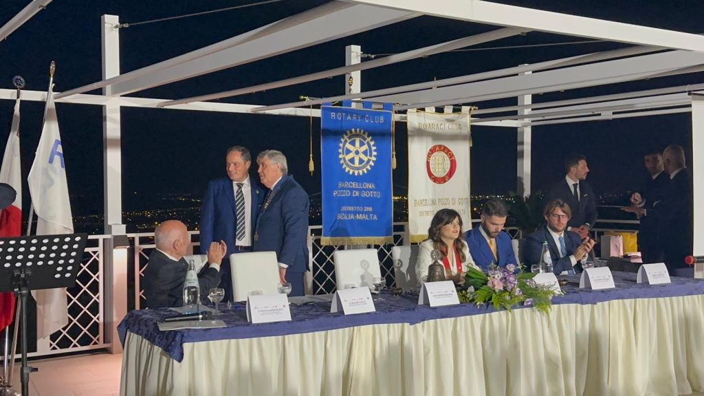 Rotary-2024-46-1024x576 Rotary e RotarAct Barcellona, nominati i nuovi presidenti: Luigi De Luca e Giuseppe Citraro