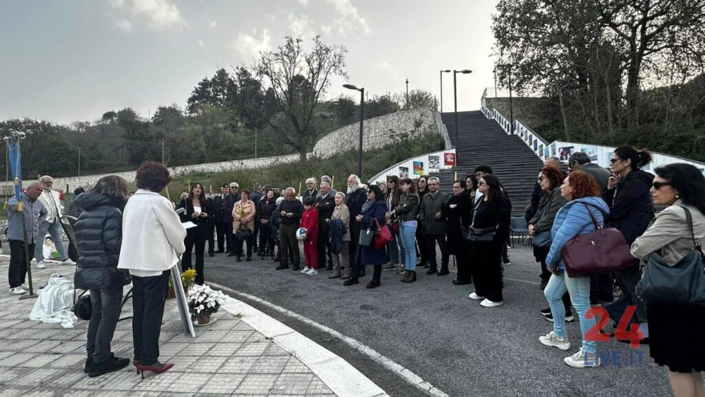 AVULSS-panchina-3-1024x576 Barcellona, inaugurata la panchina AVULSS contro la violenza di genere