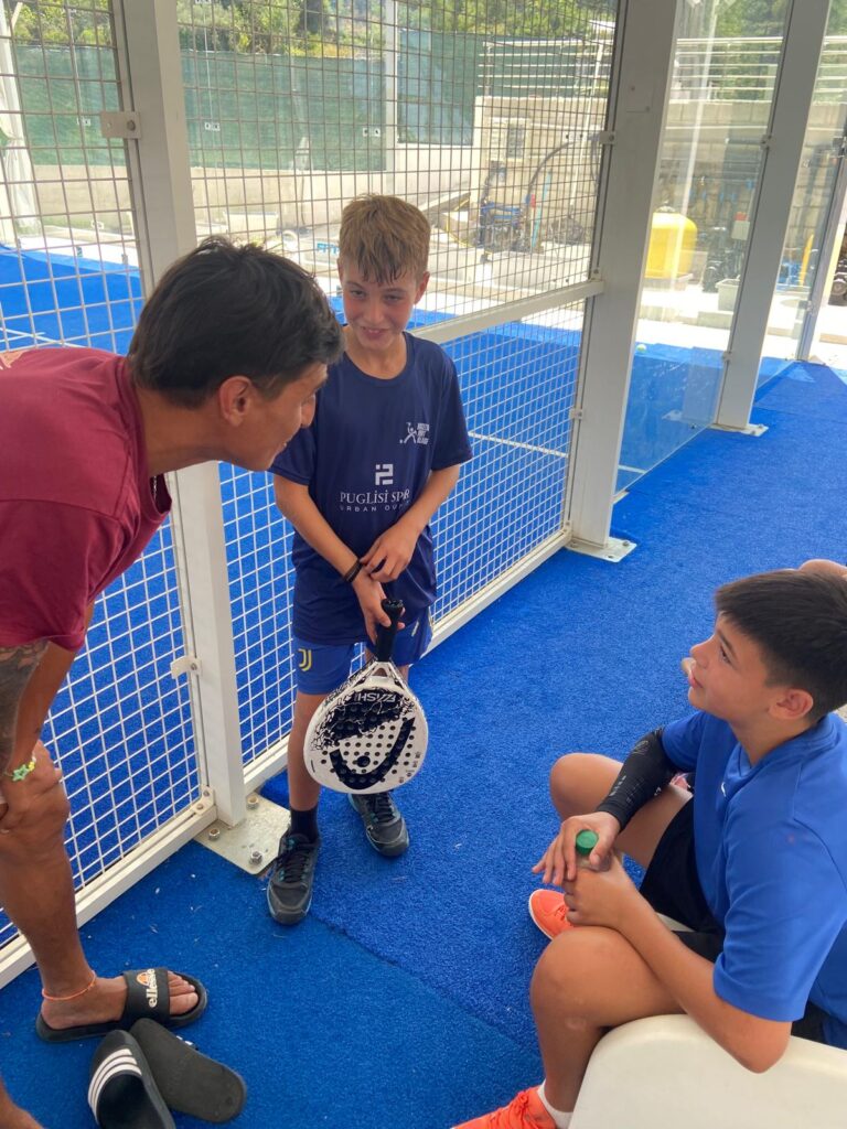 WhatsApp-Image-2025-08-10-at-18.08.25-768x1024 Padel giovanile: trionfo del Barcellona Sport Village al torneo Next Gen Sicilia di Patti