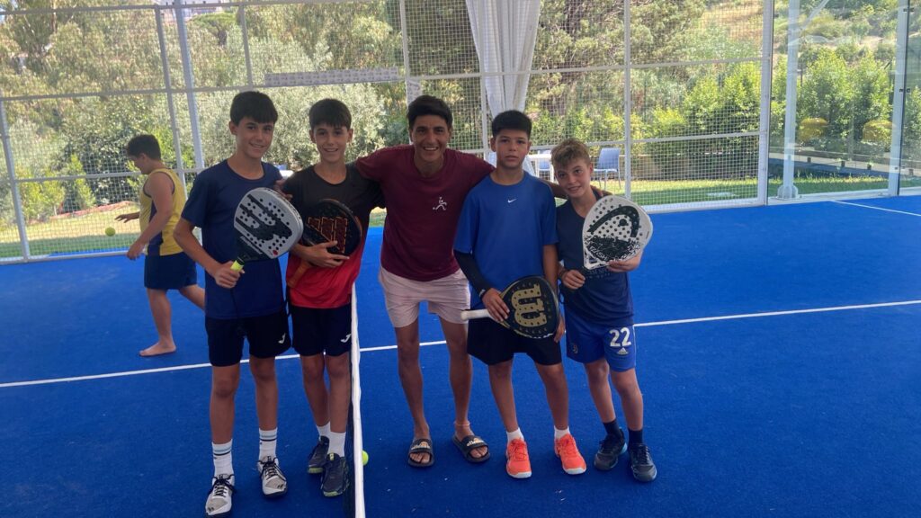 WhatsApp-Image-2025-08-10-at-20.48.00-1024x576 Padel giovanile: trionfo del Barcellona Sport Village al torneo Next Gen Sicilia di Patti