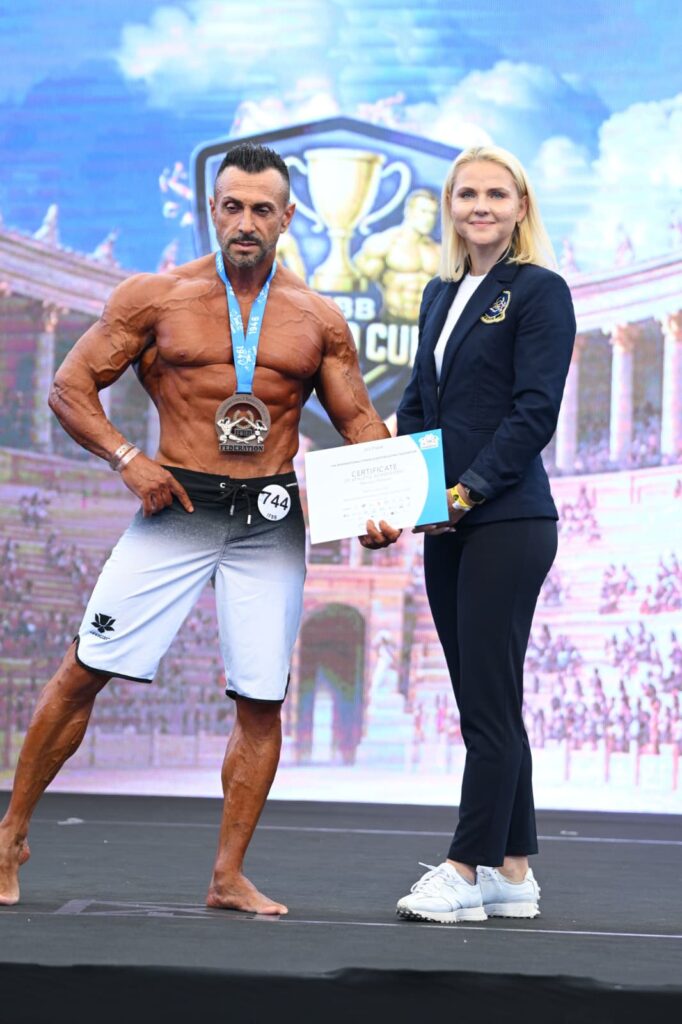 Maurizio-Pellizzeri-1-682x1024 Bodybuilding, pioggia di premi per Maurizio Pellizzeri