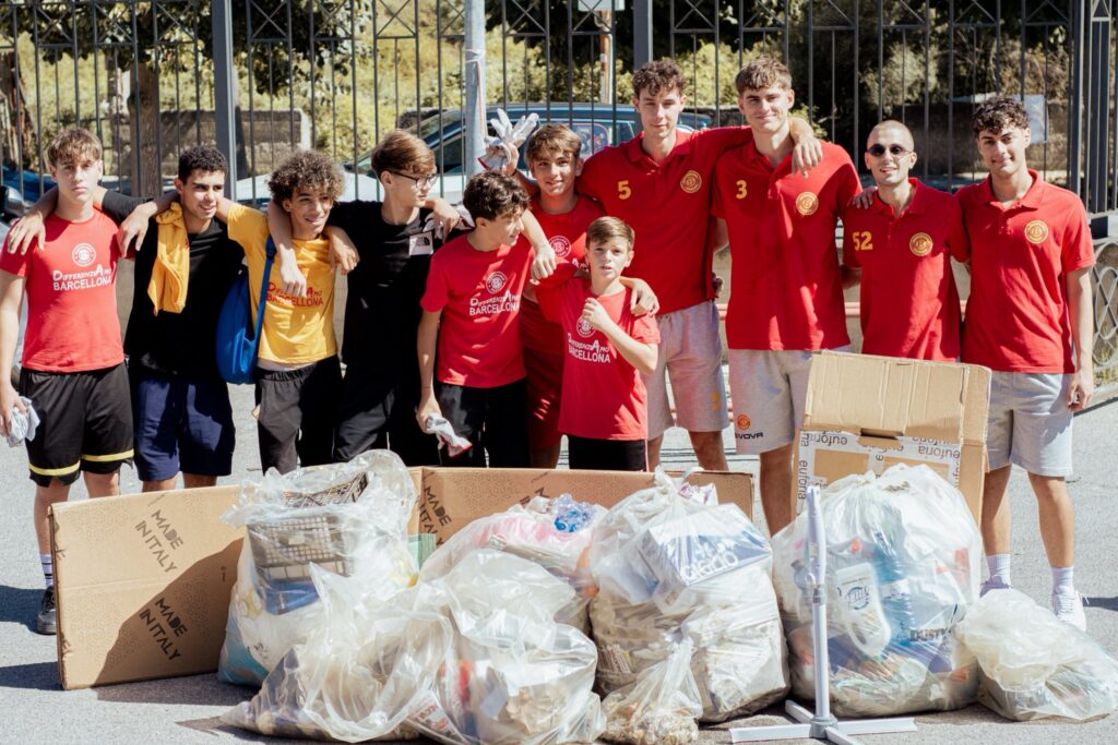 gruppo-vincitore-1024x683 Barcellona Basket 4.0 lancia “DifferenziAmo Barcellona”: sport e sensibilizzazione ambientale