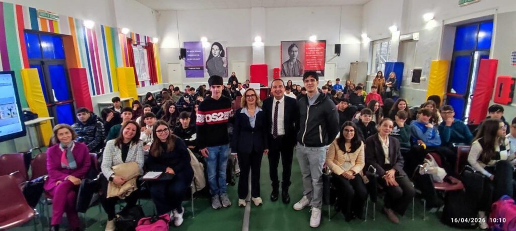 Provveditore-Zingales-Copernico-3-1024x460 Barcellona, al Copernico la visita istituzionale del Provveditore di Messina