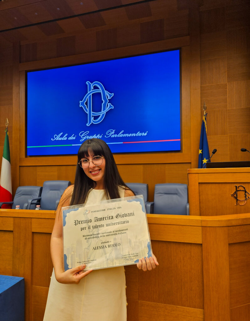1-797x1024 Roma, "Premio America Giovani" per tre neolaureate barcellonesi